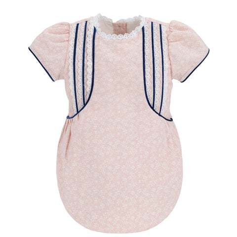Wynn Girl Bubble